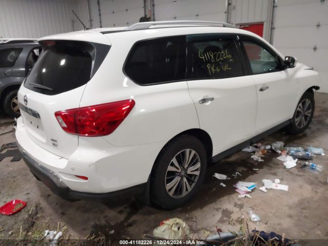 5N1DR2MMXHC639752 Nissan Pathfinder Sv