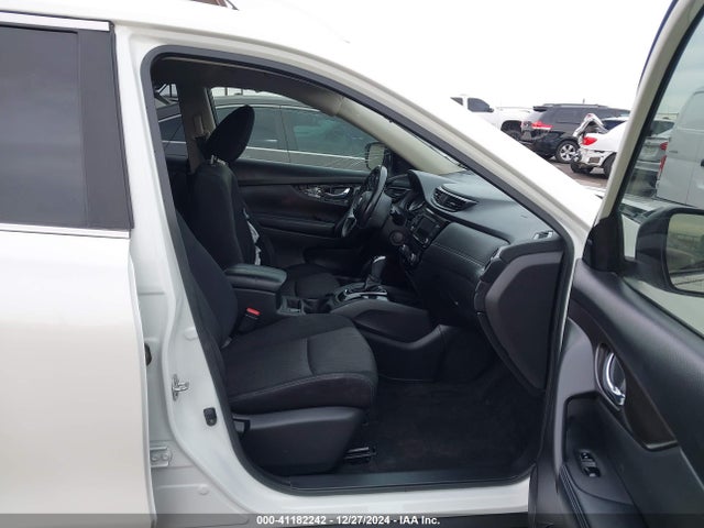 JN8AT2MTXKW252631 Nissan ROGUE SV