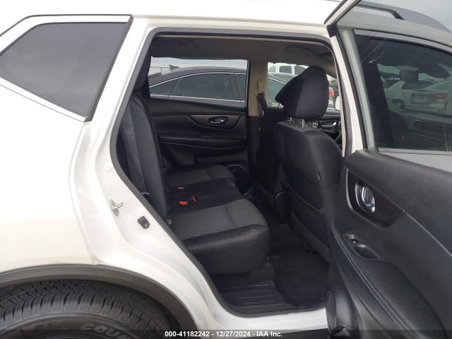 JN8AT2MTXKW252631 Nissan ROGUE SV