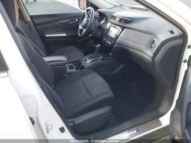 5N1AT2MT0JC742051 Nissan ROGUE SV