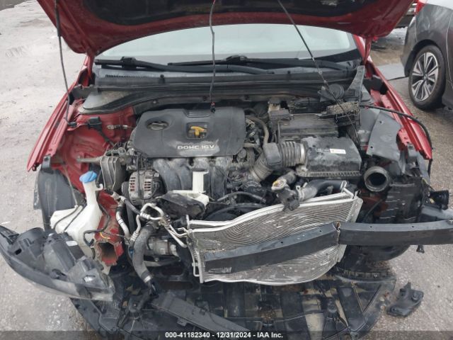 5NPD84LF3JH301559 Hyundai ELANTRA SEL