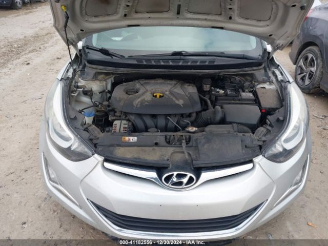 5NPDH4AE3FH551045 Hyundai ELANTRA SE