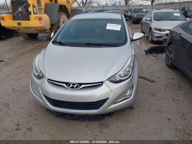 5NPDH4AE3FH551045 Hyundai ELANTRA SE