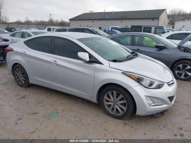 5NPDH4AE3FH551045 Hyundai ELANTRA SE