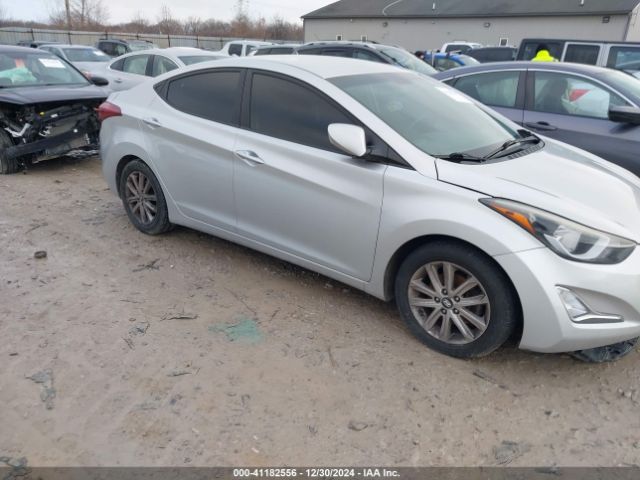5NPDH4AE3FH551045 Hyundai ELANTRA SE