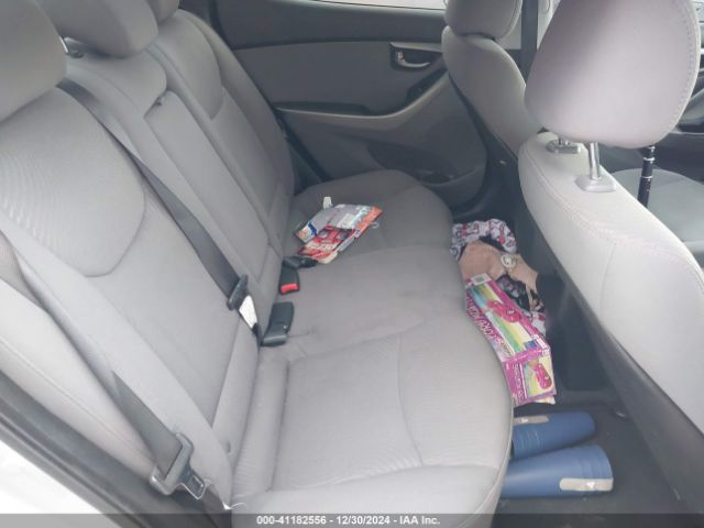 5NPDH4AE3FH551045 Hyundai ELANTRA SE