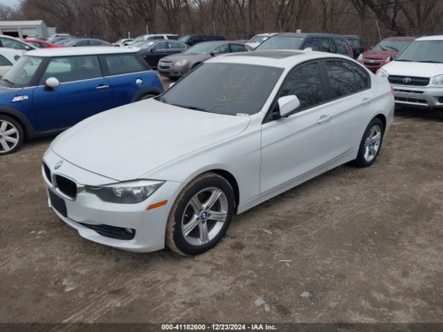 WBA3B1G59ENN90947 BMW 320i