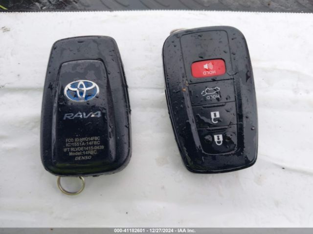 2T3RWRFV2KW045081 Toyota Rav4 Hybrid Xle