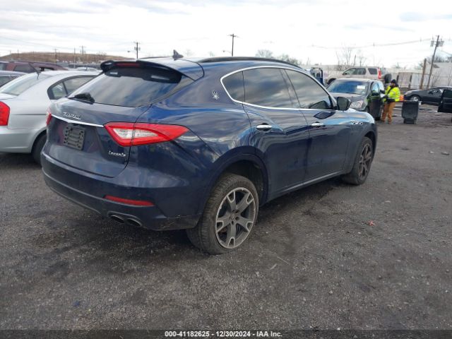 ZN661YUSXHX230499 Maserati LEVANTE S