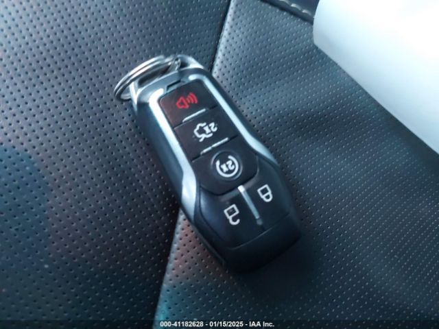 1FM5K8HT4GGC79589 Ford Explorer Platinum