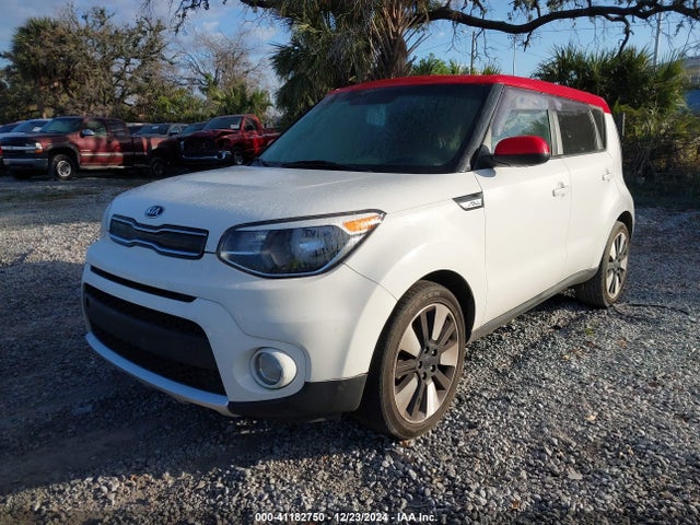 KIA SOUL + 2017 KNDJP3A58H7494526 Image 2