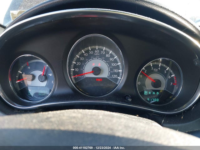 1C3CCBBG3EN114812 Chrysler 200 Touring