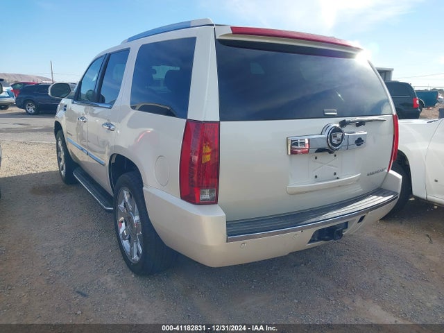 2007 CADILLAC ESCALADE 1GYEC638X7R424898 Photo 2