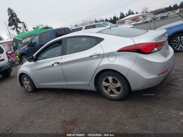 5NPDH4AE4FH556237 Hyundai ELANTRA SE