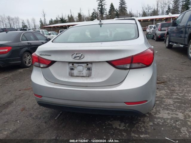 5NPDH4AE4FH556237 Hyundai ELANTRA SE