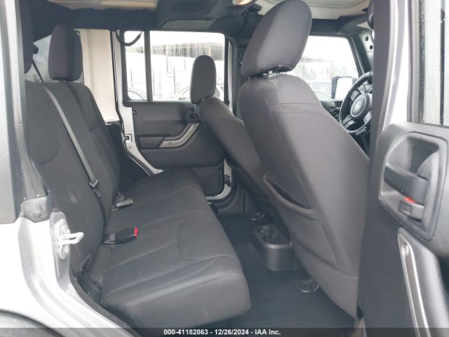 1C4BJWDG4FL557193 Jeep Wrangler Unlimited Sport