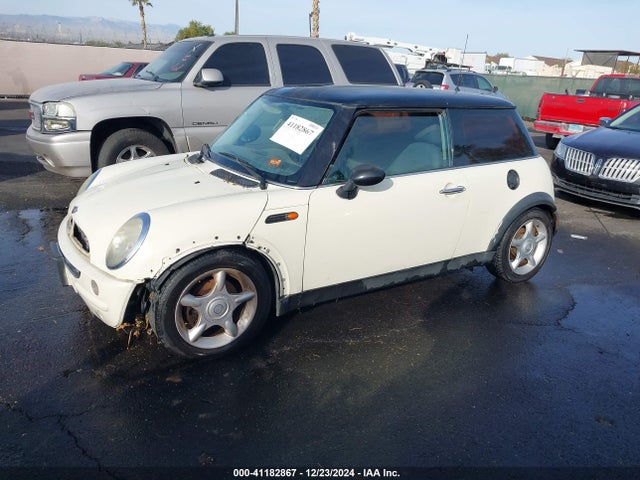 2004 MINI COOPER WMWRC33444TJ53500 Photo 1