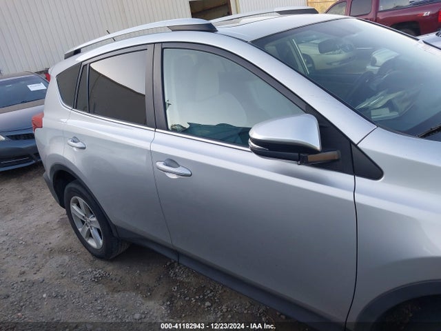 Toyota Rav4 Xle 2014 2T3WFREVXEW083473 Image 13