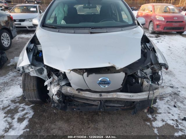 1N4AZ0CP3FC306724 Nissan LEAF S