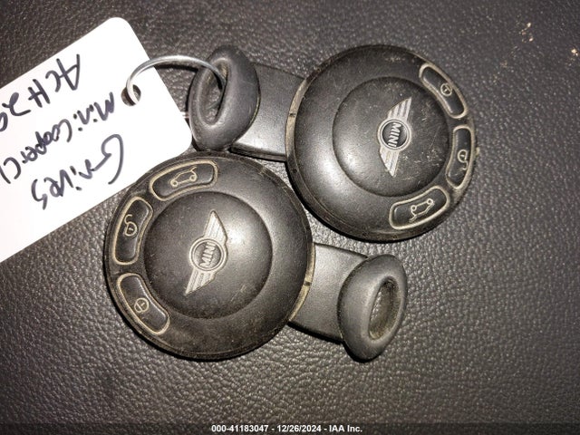 2012 MINI COOPER CLUBMAN WMWZF3C58CT189768 Photo 10