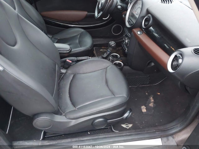 2012 MINI COOPER CLUBMAN WMWZF3C58CT189768 Photo 4