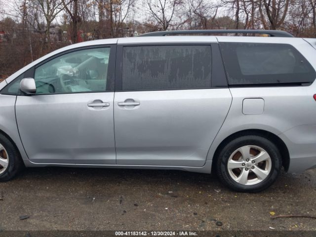 5TDKK3DCXES422936 Toyota Sienna Le V6 8 Passenger