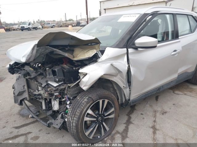 3N1CP5CUXJL522436 Nissan KICKS SV