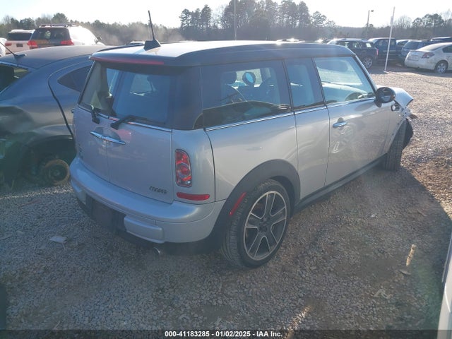 2011 MINI COOPER CLUBMAN WMWZF3C54BT188115 Photo 3