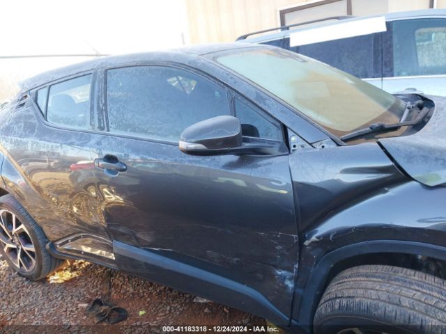 NMTKHMBX0JR052986 Toyota C-HR XLE