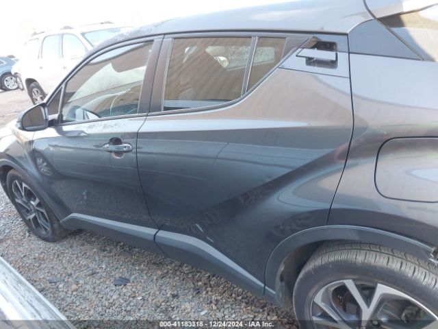 NMTKHMBX0JR052986 Toyota C-HR XLE