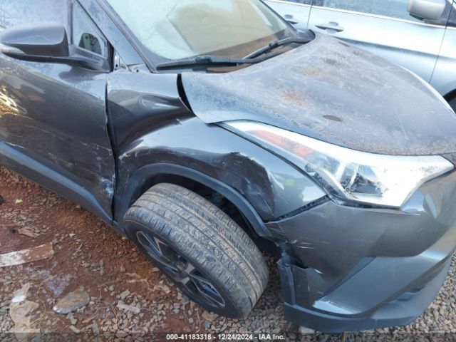 NMTKHMBX0JR052986 Toyota C-HR XLE