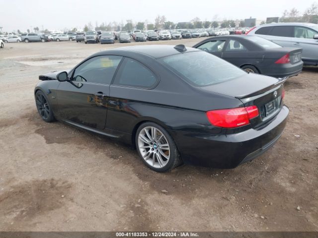 2011 BMW 328I WBAKE5C52BE429853 Photo 2
