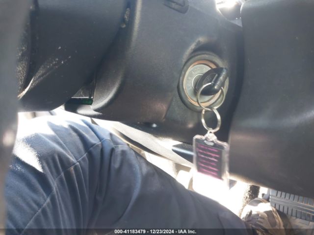 2004 MITSUBISHI ENDEAVOR 4A4MM21SX4E036877 Photo 10