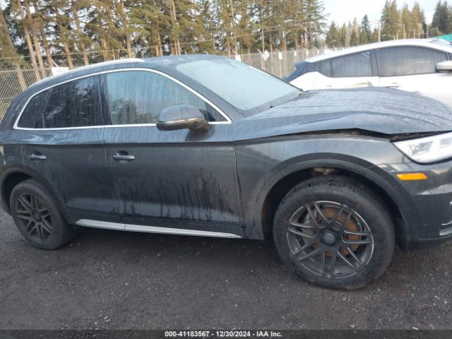 WA1CNAFY6J2083838 Audi Q5 2.0t Premium/2.0t Tech Premium