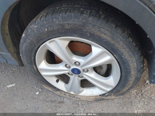1FMCU0GXXFUB71159 Ford ESCAPE SE
