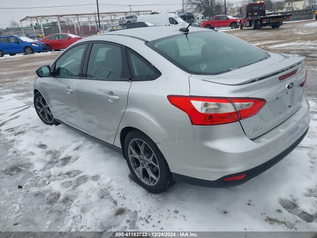 Ford FOCUS SE 2014 1FADP3F25EL370072 Image 3