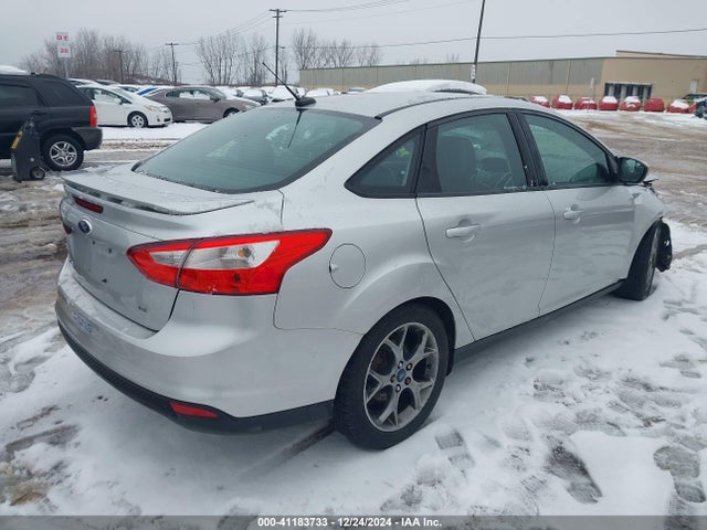 Ford FOCUS SE 2014 1FADP3F25EL370072 Image 4