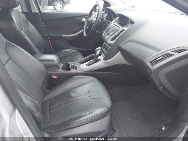 Ford FOCUS SE 2014 1FADP3F25EL370072 Image 5