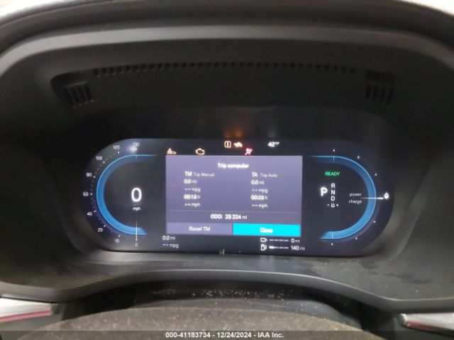 2022 VOLVO XC60 RECHARGE PLUG-IN HYBRID YV4H60DM6N1009671 Photo 6