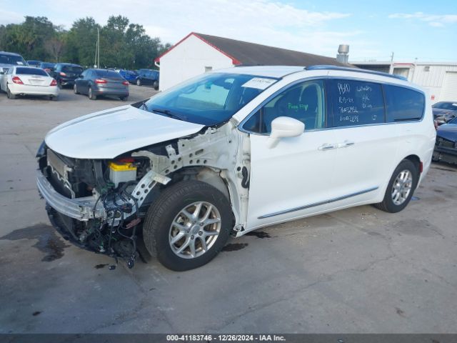 2C4RC1BG5LR182898 Chrysler Pacifica Touring L
