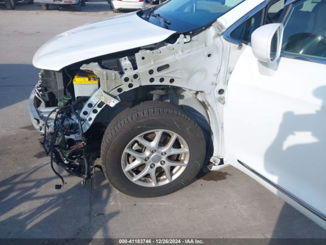 2C4RC1BG5LR182898 Chrysler Pacifica Touring L