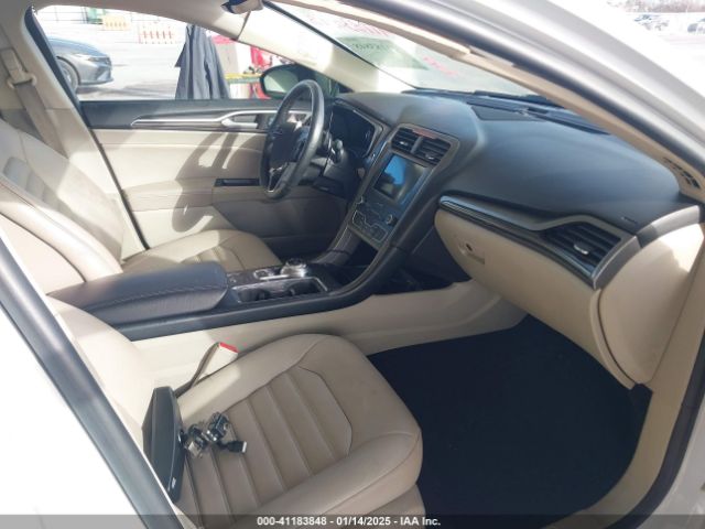 3FA6P0CD7KR186472 Ford FUSION SEL