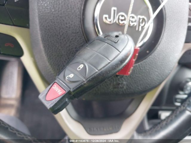 1C4PJMCB2EW178187 Jeep Cherokee Latitude