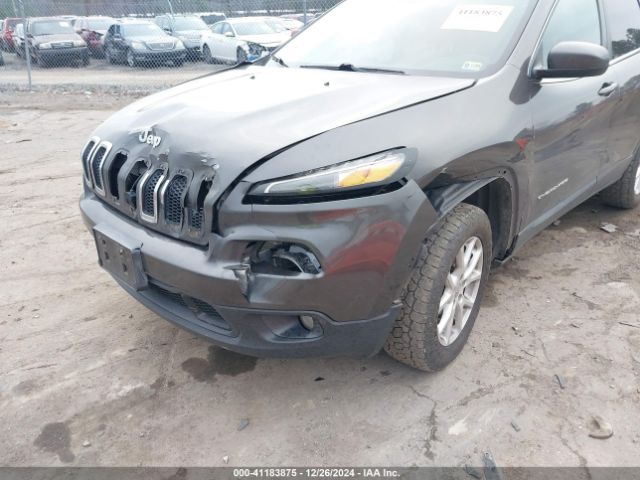 1C4PJMCB2EW178187 Jeep Cherokee Latitude