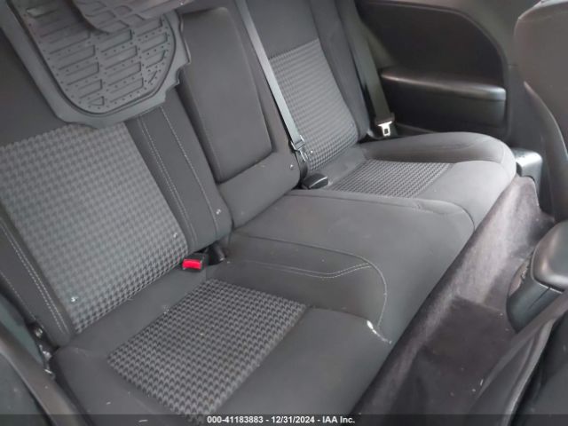 2C3CDZAG0GH131621 Dodge Challenger Sxt