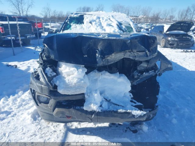 1GCGTCENXN1123852 Chevrolet Colorado 4wd  Short Box Lt