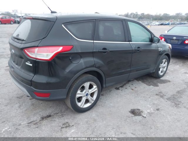 1FMCU0GXXFUB33303 Ford ESCAPE SE