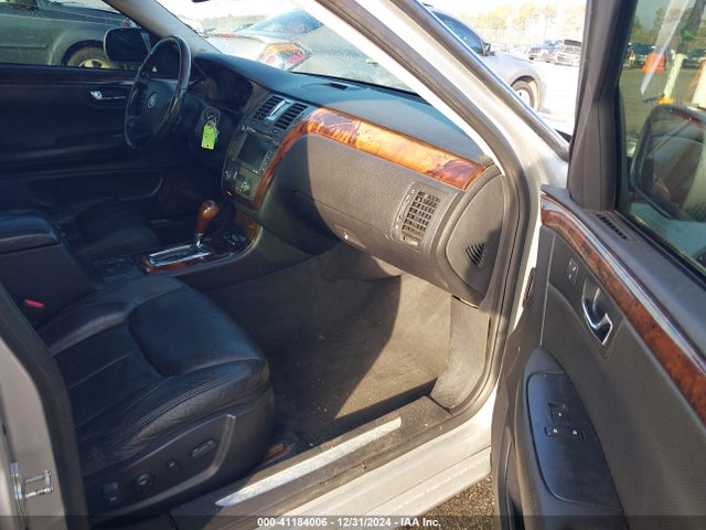 2010 CADILLAC DTS 1G6KH5EY2AU135930 Photo 4