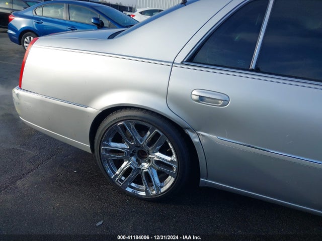 2010 CADILLAC DTS 1G6KH5EY2AU135930 Photo 5
