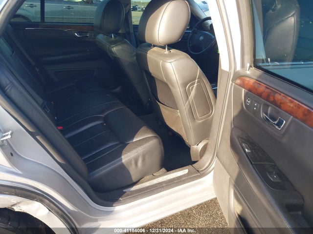 2010 CADILLAC DTS 1G6KH5EY2AU135930 Photo 7